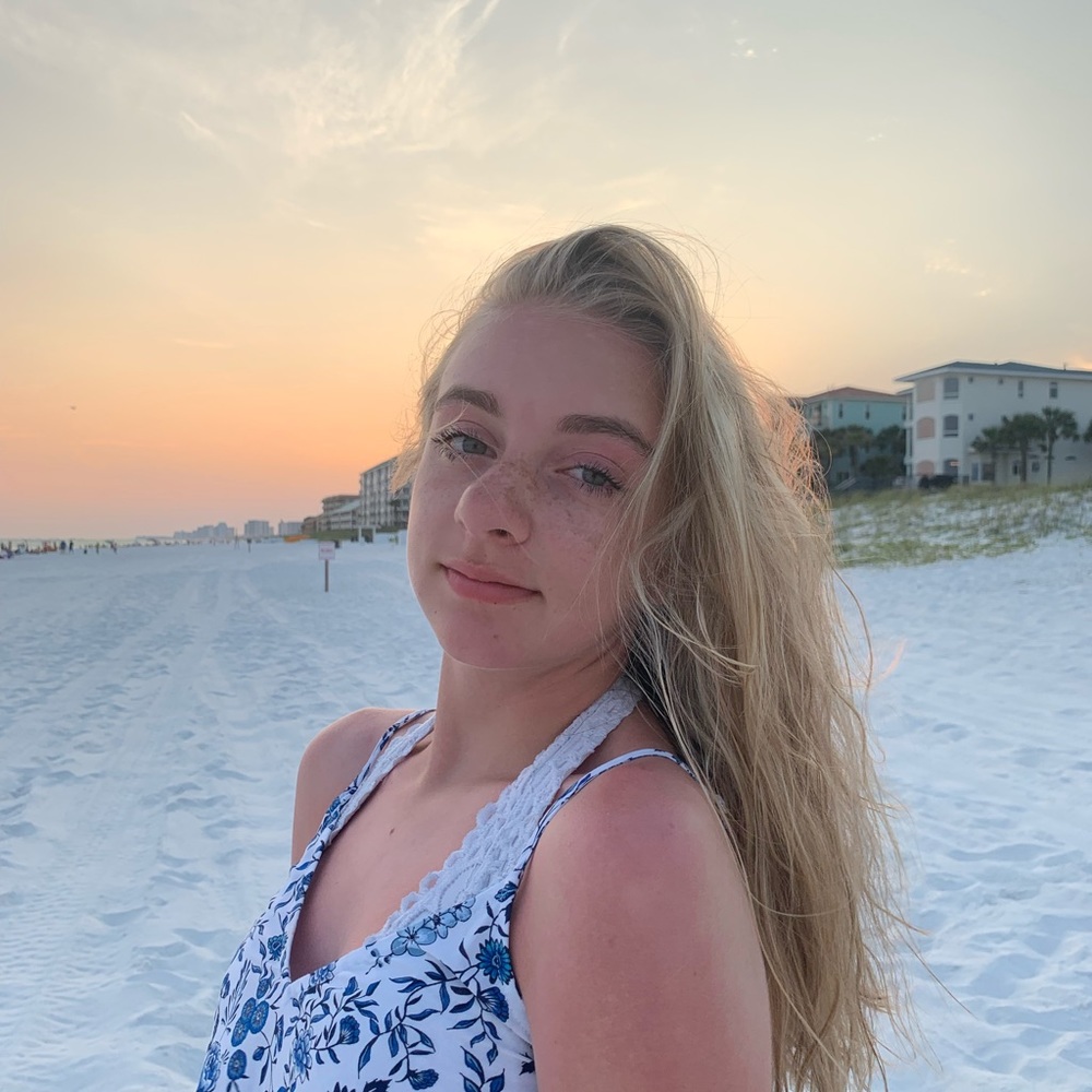 Meet your Posher, Addy